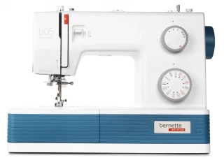 Bernette 05 Academy Sewing Machine